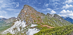 　螺髻山風(fēng)光——蓓蕾峰。涼山在線.jpg